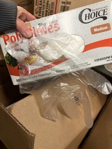 lot 416 image: Poly Gloves Size M