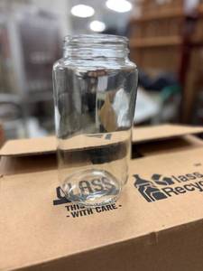 lot 141 image: Glasses Quart