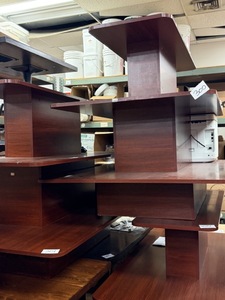 lot 301 image: 3 tier display table