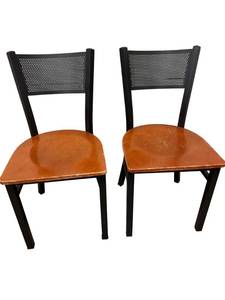 lot 506 image: Chairs x 5