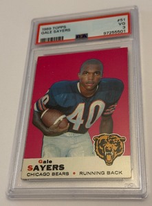 lot 30 image: Gale Sayers PSA Graded 3 1969 Topps #51 Vintage Football Card