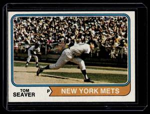 lot 267 image: Tom Seaver 1974 Topps #80 Vintage Baseball Card