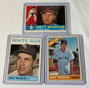 lot 187 image: Hoyt Wilhelm 3-Card Lot 1960, 1964, 1966 Vintage Topps Baseball Cards