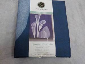 lot 23 image: Laural Home Indigo Xray Calla Lilie...