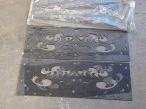 lot 54 image: 3 Rubber Stair Threads 29 x 10...