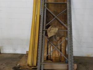 Pallet Racking 2 x 36 x 8ft; and br...