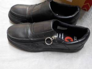 lot 112 image: Billy Black Lace less Oxford size M...