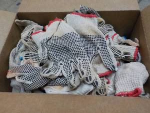 lot 123 image: 35 or more pair Cotton Work Gloves ...