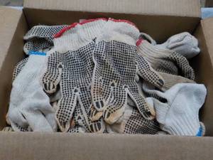 lot 124 image: 35 or more pair Cotton Work Gloves ...