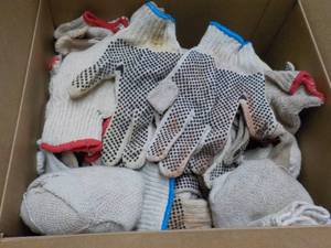 lot 127 image: 35 or more pair Cotton Work Gloves ...