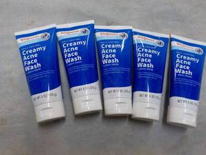 lot 158 image: 5 Acne 6 oz Tubes Face Wash...