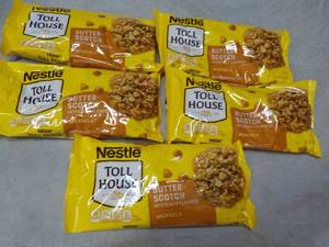 lot 174 image: 5 bags Toll House Butterscotch 11 o...