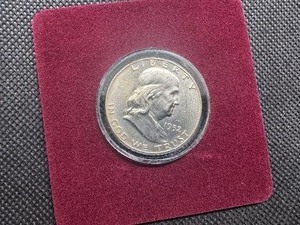 lot 83 image: 1952-D Brilliant Uncirculated Silver Franklin Half Dollar