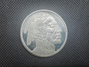 lot 98 image: Golden State Mint 1 oz Silver Round Buffalo Design