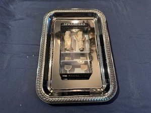 lot 100 image: Stainless Steel Serving Tray 11 x 7 12 with Boston International Spreaders