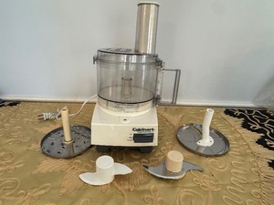 lot 66 image: Cuisinart Food Processor