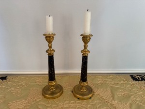 lot 15 image: Pair of French Brass and Marble Candlesticks