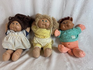 lot 108 image: Vintage Cabbage Patch Kids Dolls (1980s)
