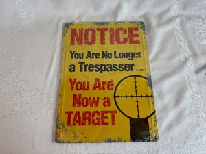 lot 121 image: New Tin Sign - 12 x 17