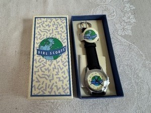 lot 149 image: Vintage 1995 Girl Scouts Analog Wristwatch in Original Box