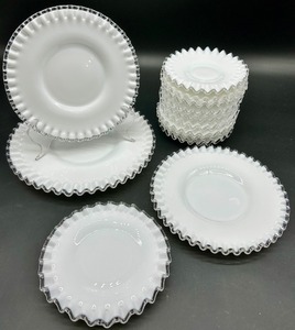 lot 26 image: Vintage Fenton Glass - Silver Crest Pattern - Saucers and Plates
