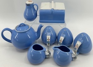 lot 32 image: Vintage Halls Rose Pattern Blue Kitchenware - Shakers, Covered Dish, Creamers and Teapot