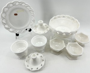 lot 52 image: Vintage Fostoria Wistar with White Braided Rim including Serving Plate, Bowl and More