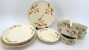 lot 88 image: Vintage Hall Jewel Tea Autumn Leaf Dinnerware Set - Plates & Bowls by Hall China