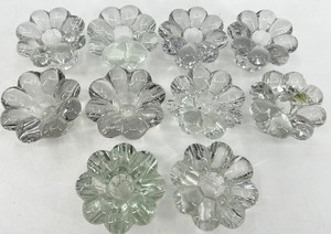 lot 140 image: Vintage Heisey Crystolite Flower Candle Holders (Lot of 10)