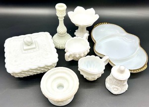 lot 207 image: Vintage Milk Glass including Daisy Pattern - Lidded Box, Candlestick, Compotes & Dishes