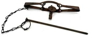 lot 163 image: Vintage Newhouse Bear Trap 17 In