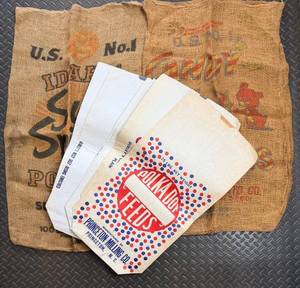 lot 175 image: Vintage Flour Sacks Featuring Gurleys Carolina Queen &amp Liberty Flour &amp Polka Dot Feeds
