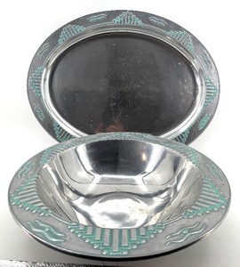 lot 190 image: Wilton Armetale Plate & Bowl Set - Teal Rim Geometric Pattern (Set of 2)