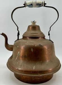 lot 39 image: Vintage Copper Kettle - Made in Holland with Delft-Style Ceramic Knob