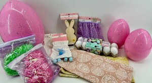 lot 60 image: Creatology Easter Egg Decorating Kit - 12 Eggs, Easter Grass, 3 bunny sacs, Jumbo Nesting Plastic Eggs and more