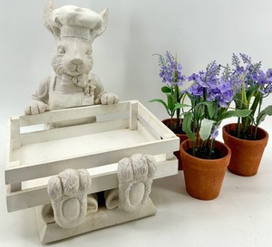 lot 75 image: Fleur de Lis Bunny Planter Statue & Lavender Pots