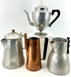 lot 154 image: Miro Aluminum Coffee Pot Set & Copper Pots - 4-Piece Vintage (1917 Patent 51146)