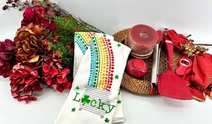 lot 261 image: Hydrangea Bouquet & Lucky Towels Decor Set with Red Placemats & Candle