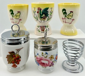 lot 268 image: Vintage Royal Worcester Fine Porcelain Egg Cups & Egg Coddlers Set (Lot of 6) Made in England