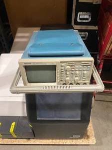 lot 30ET image: Digital Oscilloscope (601592)- Untested As Is