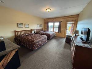 1 Night Lodge Stay, Free Dinner for 2