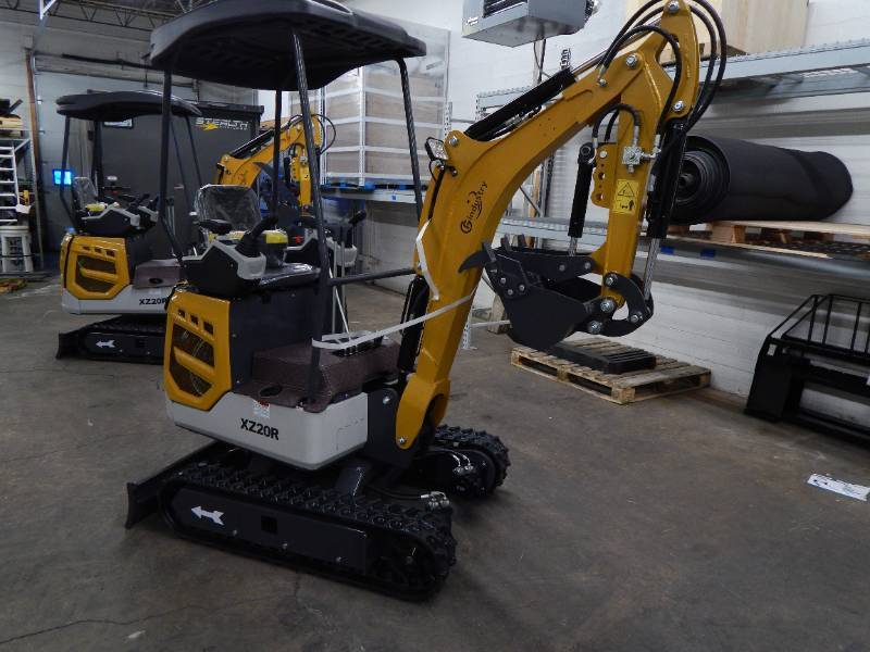 lot 6 image: NEW CFG KZ20R Excavator with Hydraulic Thumb