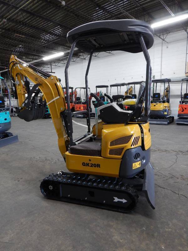 lot 14 image: NEW CFG QK20R Mini Excavator with Hydraulic Thumb