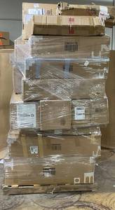 lot 165 image: PALLET OF WHOLESALE Christmas Trees