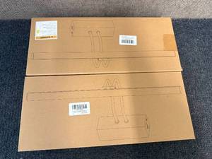 lot 40 image: 2 Usb Remote Control Metal Picture Lights