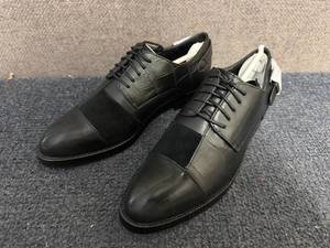 lot 57 image: Coach Waverly Black Shoes - 6.5