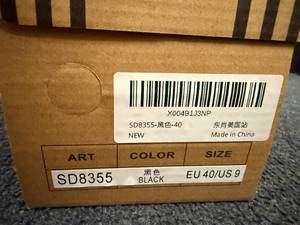 lot 68 image: Dannto Sandals - Size 9