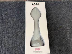 lot 85 image: Pop Sonic Spade Facial Cleanser