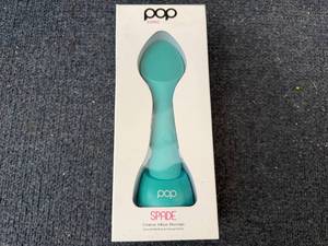 lot 89 image: Pop Sonic Spade Facial Cleanser