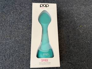 lot 90 image: Pop Sonic Spade Facial Cleanser